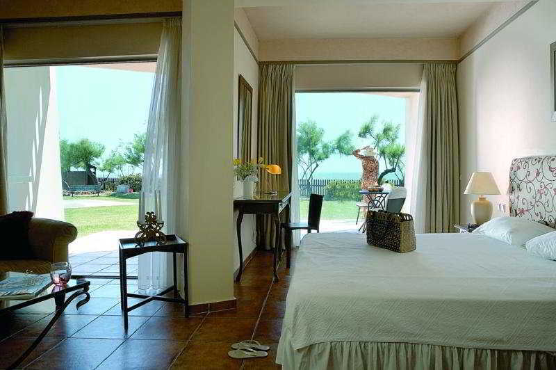 Grecotel Grand Egnatia 4*